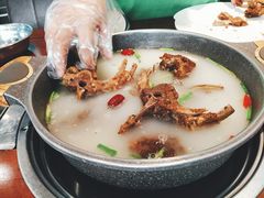 -亿诣蝎府炸酱面羊蝎子火锅(酷车小镇店)