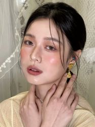 -明天见·化妆造型工作室