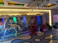 -麦朗量贩KTV音乐氧吧(泉水轻轨车站店)