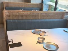 -赶海部落海鲜城(海阳路店)