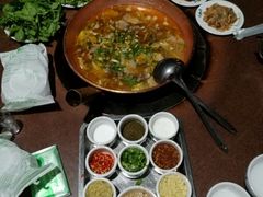 -朝伟清真铜瓢牛肉馆(三十年老·店)
