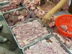 -标记美食新鲜猪杂(兴南大道店)