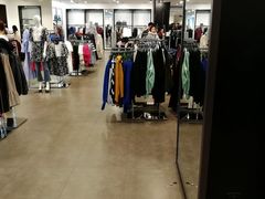 -ZARA(恒隆广场店)