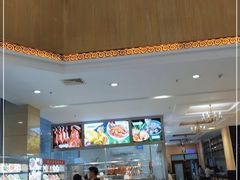 -东豪园林海鲜酒家(南港路辅路店)