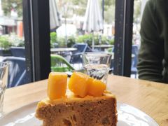 芒果香蕉椰子蛋糕-Wagas沃歌斯(大学路店)