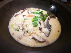 -咕嘟草帽鱼·牛奶一样的鲜鱼汤(天鹅湖万达广场店)