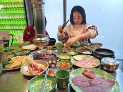 -欧巴炭烤肉오빠숯불구이(南京东路店)