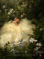 -雪中彩影婚纱摄影·微光艺术中心