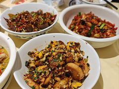 -笨罗卜浏阳菜馆(太平街店)