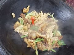 -逢缘柴火农家乐(连南店)