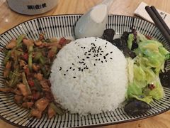 -头壹号 大油条·老长沙盖码饭(北辰店)