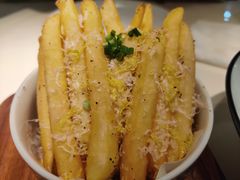 -阿妮叶李(光谷世界城店)