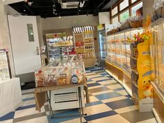 -85度C(生甜甜圈研究工坊·上海平凉店)