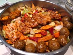 -黄记煌三汁焖锅(新佳丽江汉路店)