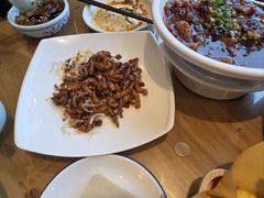 -严记小天府酸菜鱼(西四路店)