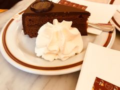 -Cafe Sacher(WIEN)