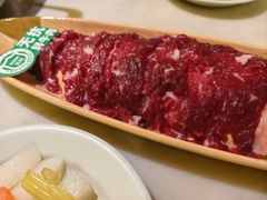 -左庭右院鲜牛肉火锅(浦江欢乐颂店)