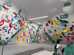 -绿壁虎攀岩基地(Tcar店)