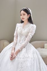 点击看大图 -Renee芮亦婚纱