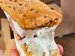 -星巴克(上海虹桥新天地二店)