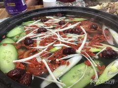 -金鼎雪山牦牛杂火锅(理县总店)