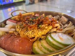 韩式部队锅-星韩味石锅拌饭(万科·钻石广场店)