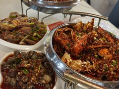 -凤凰路何眼镜香辣蟹(花果园店)