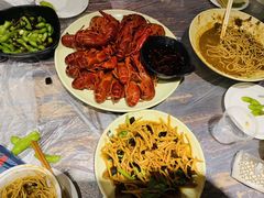 -巴厘龙虾·榜首油焖大虾(音乐学院·沿江酒馆店)
