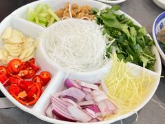 -官塘陈记鱼生·潮汕砂锅粥·牛肉火锅(潮枫路总店)