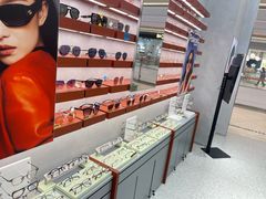 -吴良材眼镜(南翔印象城MEGA店)