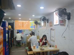 -老头爱马仕酸豇豆炒饭(丰富路店)