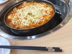 -三清洞摩西韩式年糕火锅(威高广场店)