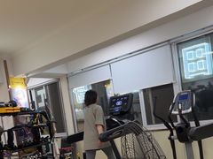 -中田健身工作室(莘庄地铁站店)