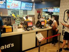-麦当劳(水坑尾街店)
