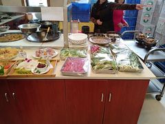 -鸿亨泰杂鱼馆(港馨家园店)