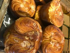 老面手撕包-昆明冠生园·蛋糕·面包(南强街店)