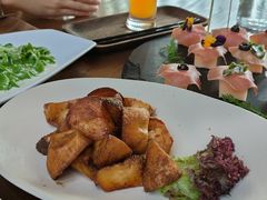 -喜洲吧·江畔老船厂·庭院餐厅(喜临院店)
