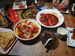 -叶派龙虾•招牌香辣蟹·海鲜(中海国际店)