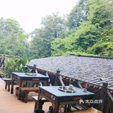 成都松弛感一半在庭院 大院河鲜鱼莊 清水河公园