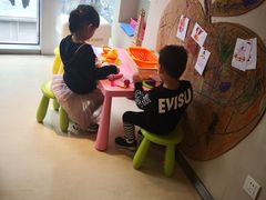 -瑞尔齿科(南京东路名人诊所)