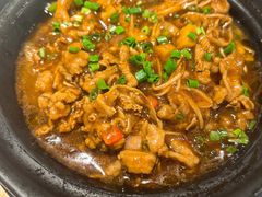 沙爹金菇肥牛肉煲-新宝餐厅(流塘店)