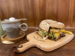 -Catch Bagel(芳草地店)