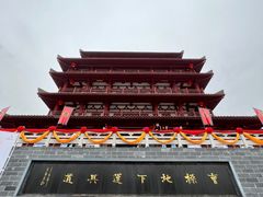 -曹操地下运兵道景区
