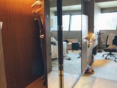 -上海滴水湖皇冠假日酒店