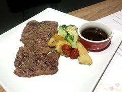 -必胜客(新中纬店)