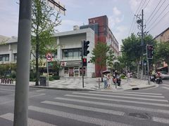 -85度C(生甜甜圈研究工坊·上海局门店)