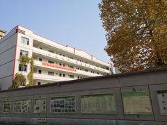 -武汉市武珞路中学