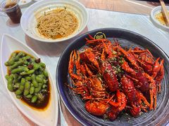 -肥肥虾庄·金牌油焖大虾(首义路店)