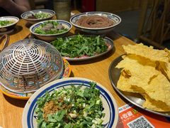 -洱火云南酸菜牛肉火锅(石景山当代商城店)