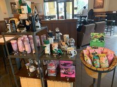 零售区-星巴克(无锡百联奥特莱斯店)